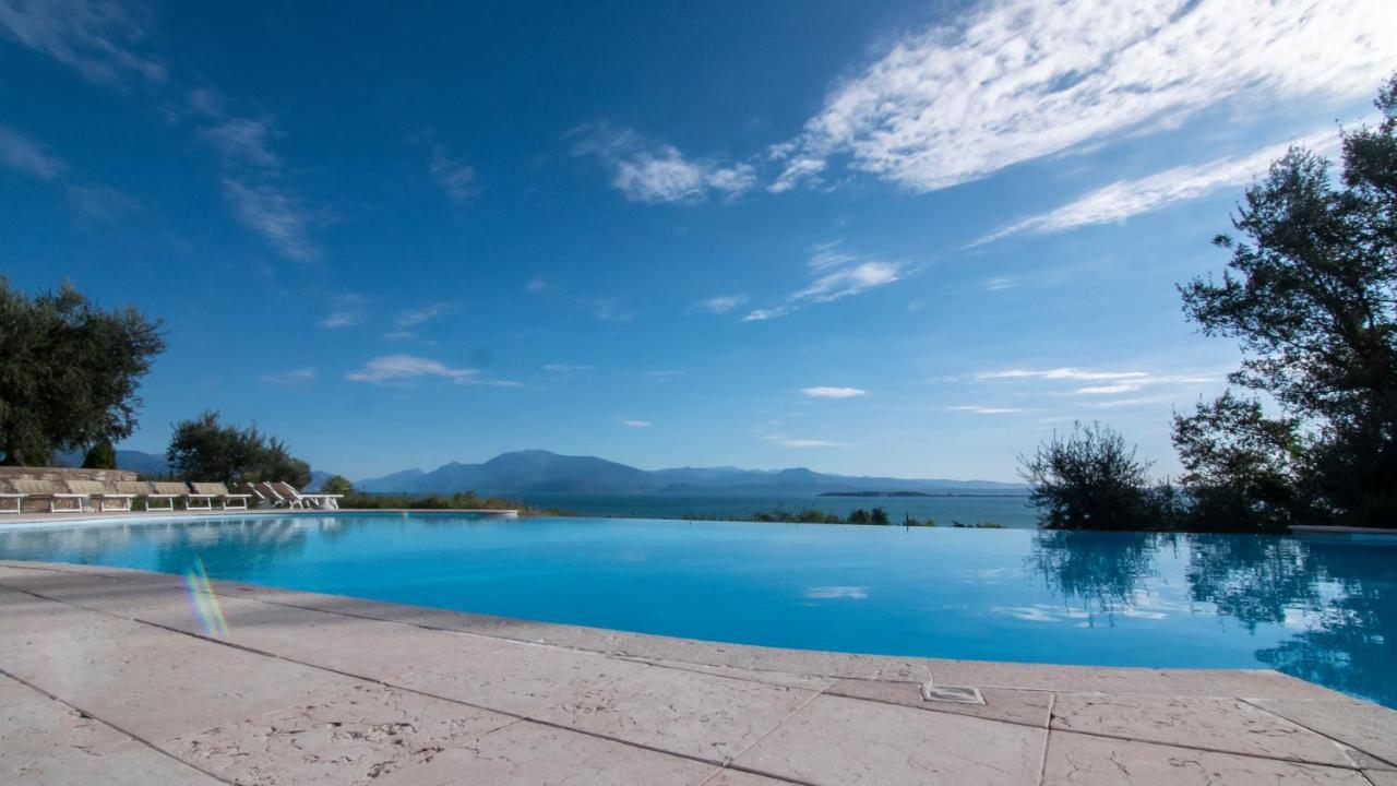 Castello Belvedere Apartments Desenzano del Garda Kültér fotó