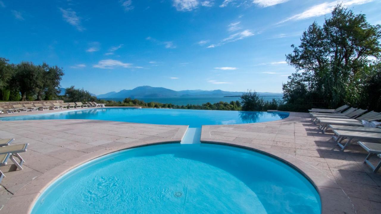Castello Belvedere Apartments Desenzano del Garda Kültér fotó