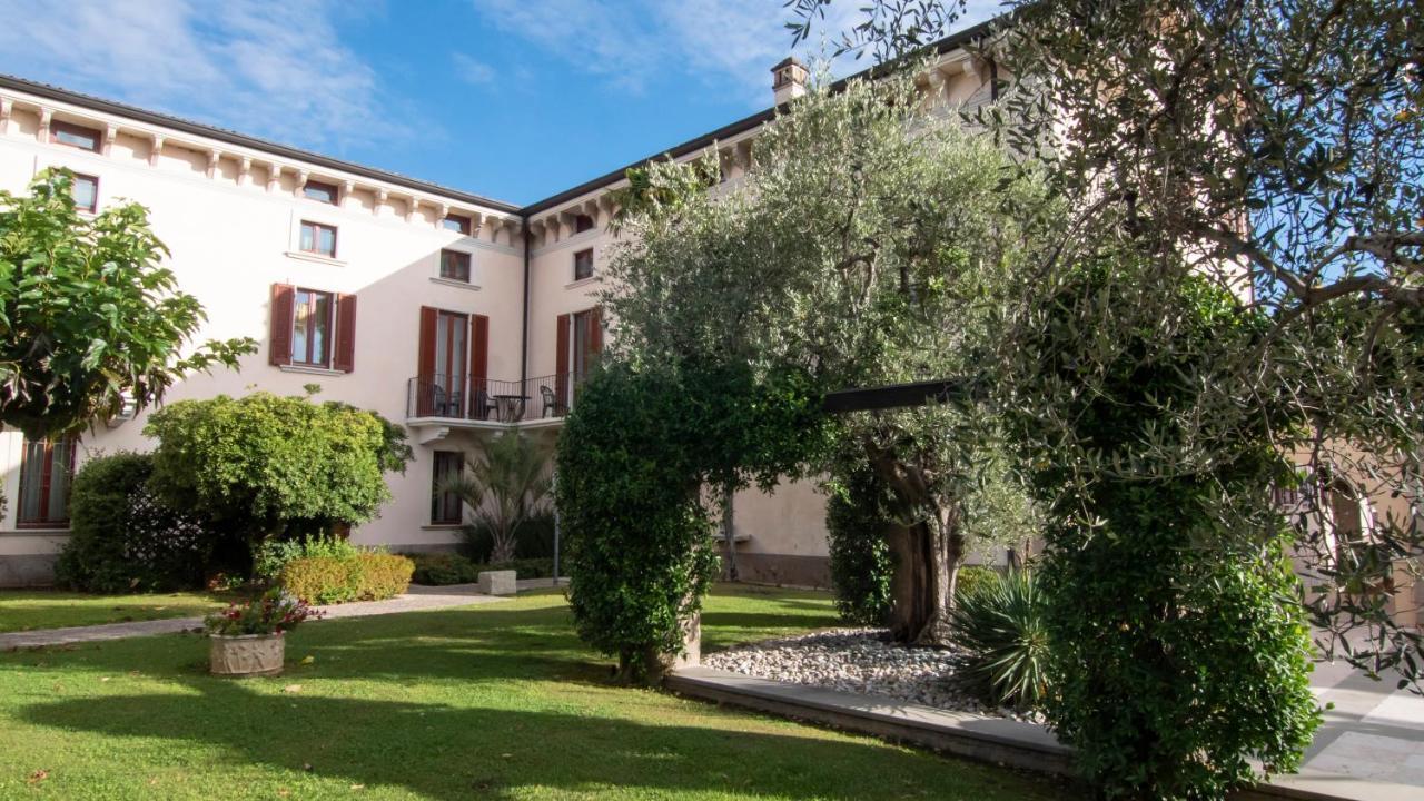 Castello Belvedere Apartments Desenzano del Garda Kültér fotó