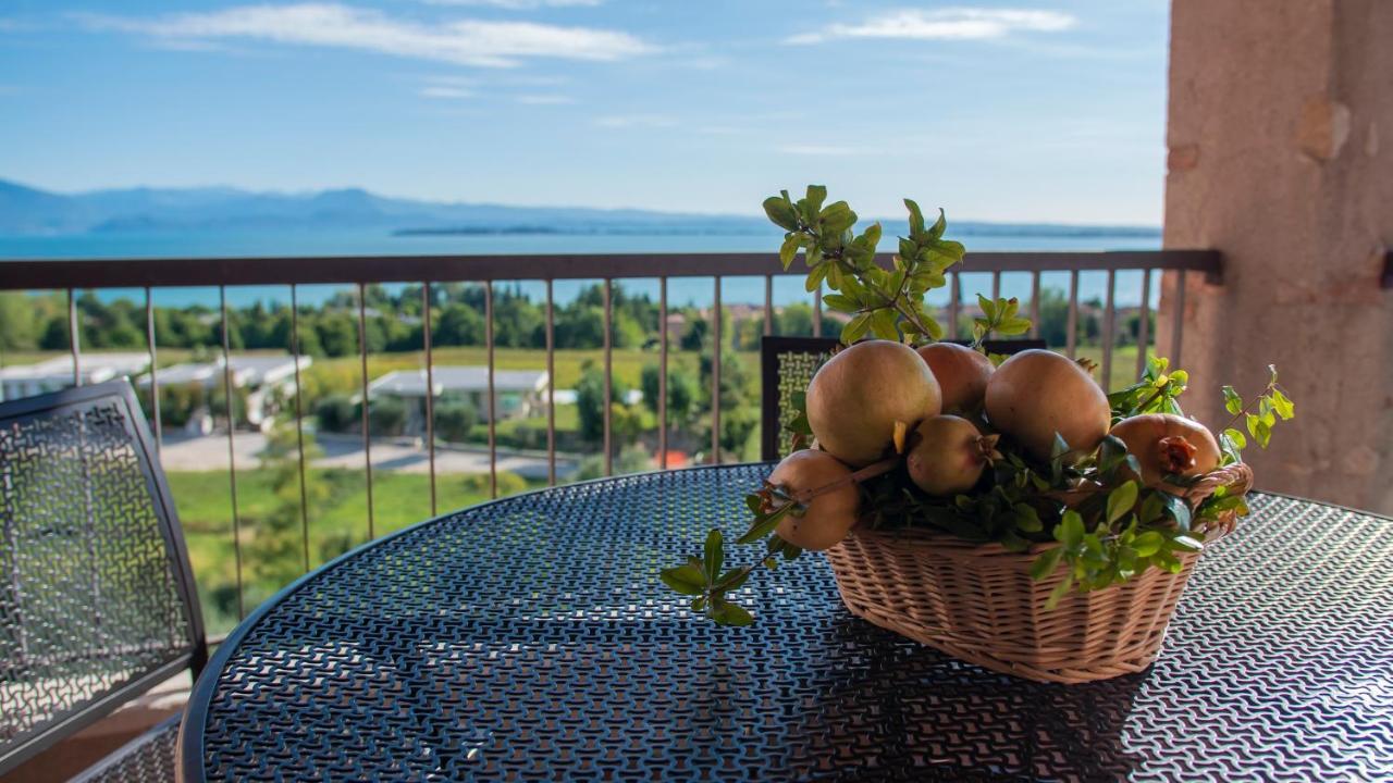 Castello Belvedere Apartments Desenzano del Garda Kültér fotó