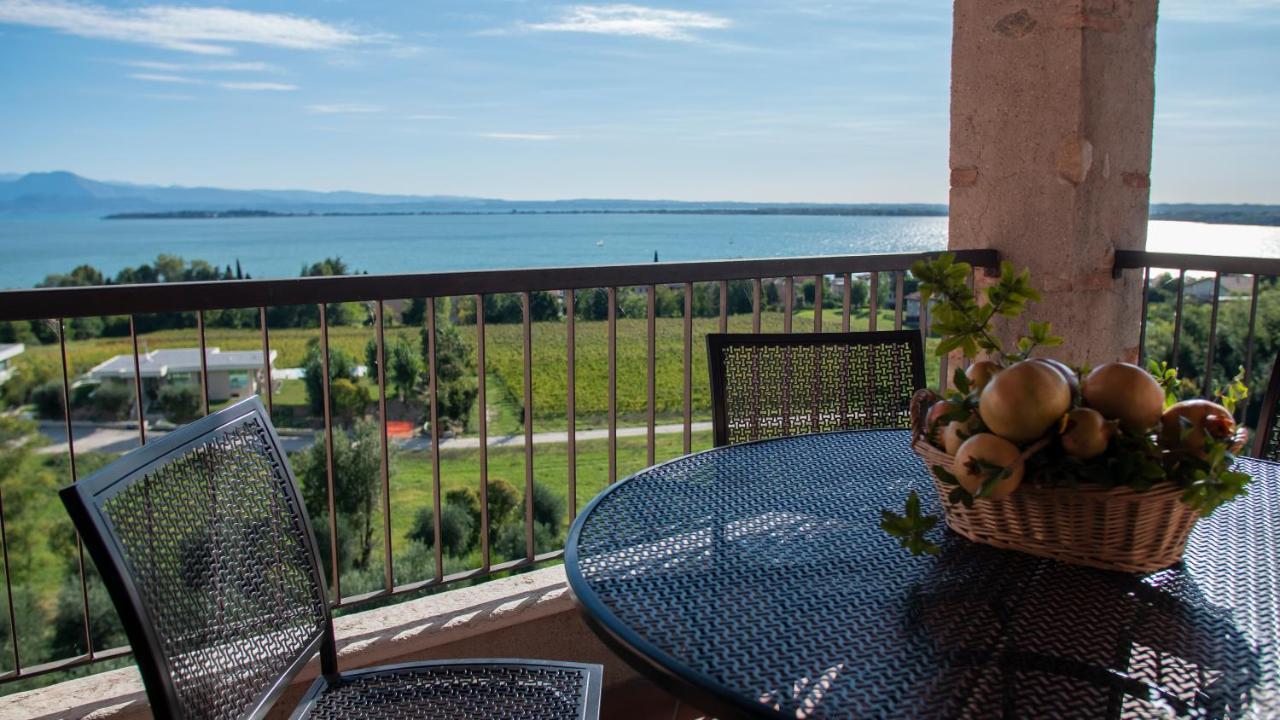 Castello Belvedere Apartments Desenzano del Garda Kültér fotó