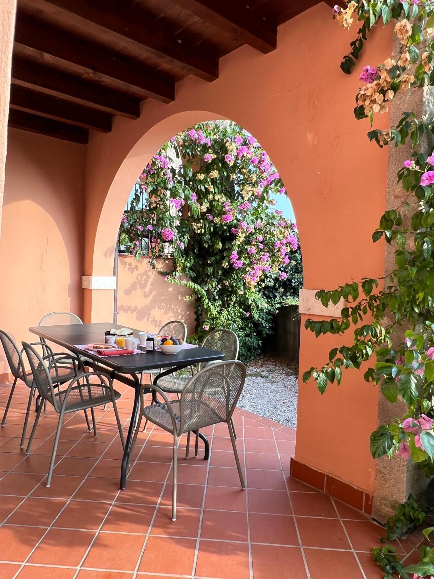 Castello Belvedere Apartments Desenzano del Garda Kültér fotó