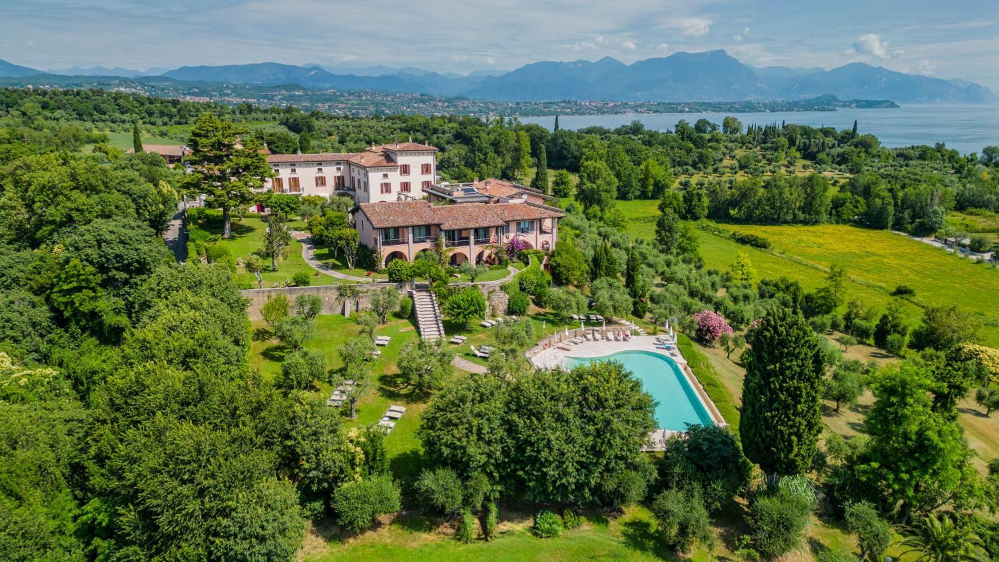Castello Belvedere Apartments Desenzano del Garda Kültér fotó